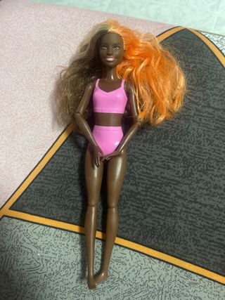 Muñeco Ken Barbie Y dos muñecas barbies