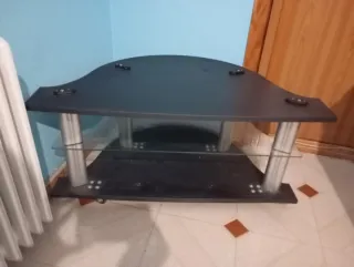 Mesa TV cristal y metal