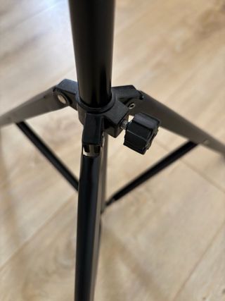 Atril, para partituras, negro con bolsa.