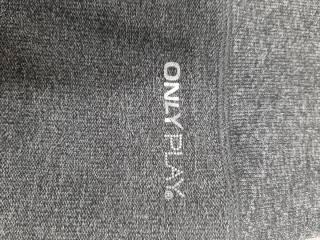 Mallas deportivas ONLY PLAY grises sin estrenar