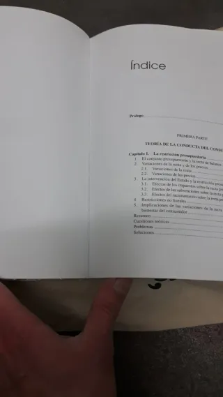 Microeconomía Intermedia 2 Curso ADE UNED