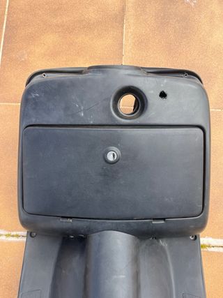 Guantera y Contraescudo Piaggio Zip Copa