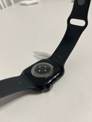 Apple Watch Series 10 de 46 mm en color Jet Black.