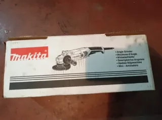 Radial Makita Grande Nueva en Caja