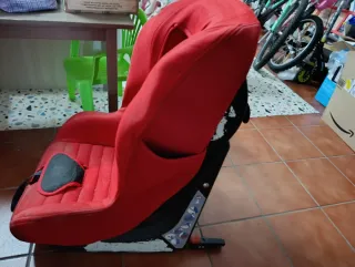 Silla coche niño Chicco Roja