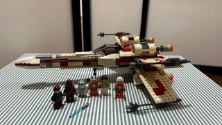 LEGO Star Wars X-Wing Fighter 6212 (2006).
