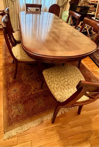 Mesa comedor maciza y 6 sillas