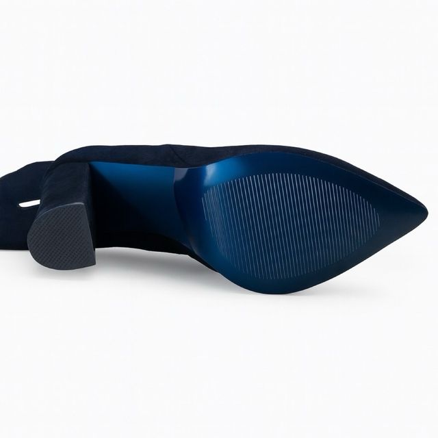 Nuevas Botas altas tacón en negro talla 37