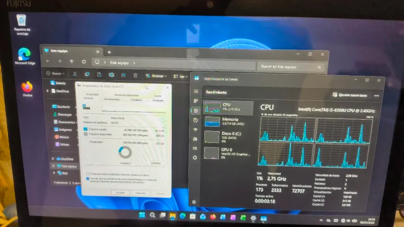 Fujitsu Stylistic Q736 Tablet 2-en-1 Win11 afbeelding 3