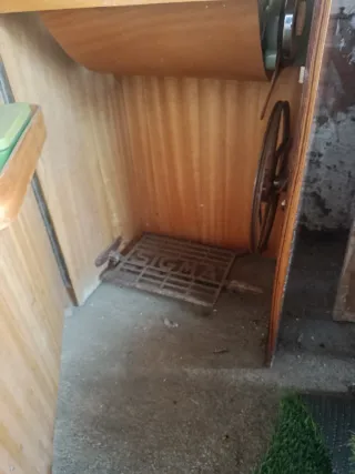 Máquina de coser vintage de madera Sigma