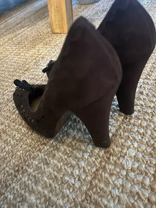 Scarpe col tacco Miu Miu nere