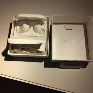 Auriculares Inalámbricos Samsung Buds +S