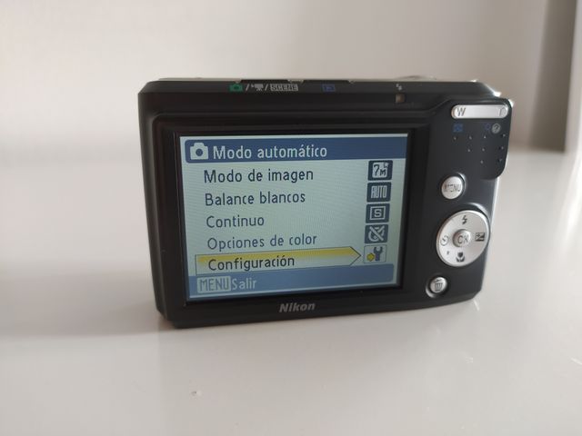 Cámara digital Nikon Coolpix
