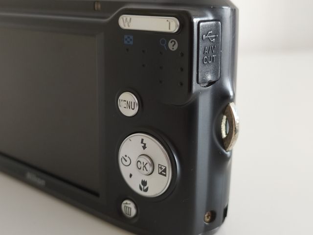 Cámara digital Nikon Coolpix