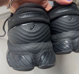 Asics Gel Quantum 360 VIII Negras Talla 40