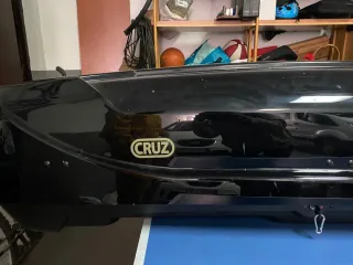 Cofre Techo Cruz Paddock Negro Brillante 550N