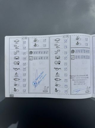 BMW Serie 7  / 740d / M paket / libro completo