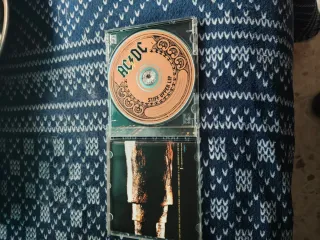 CD AC/DC Stiff Upper Lip