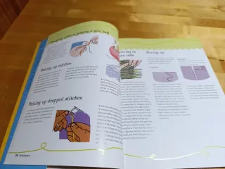 My First Knitting Book 35 easy and fun knitting...