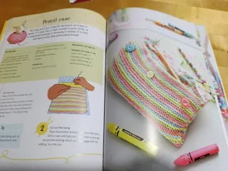 My First Knitting Book 35 easy and fun knitting...