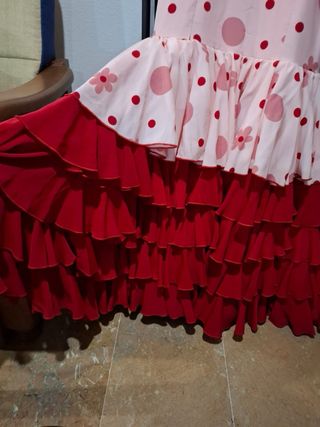 Traje Flamenca Rosa Flores y Lunares