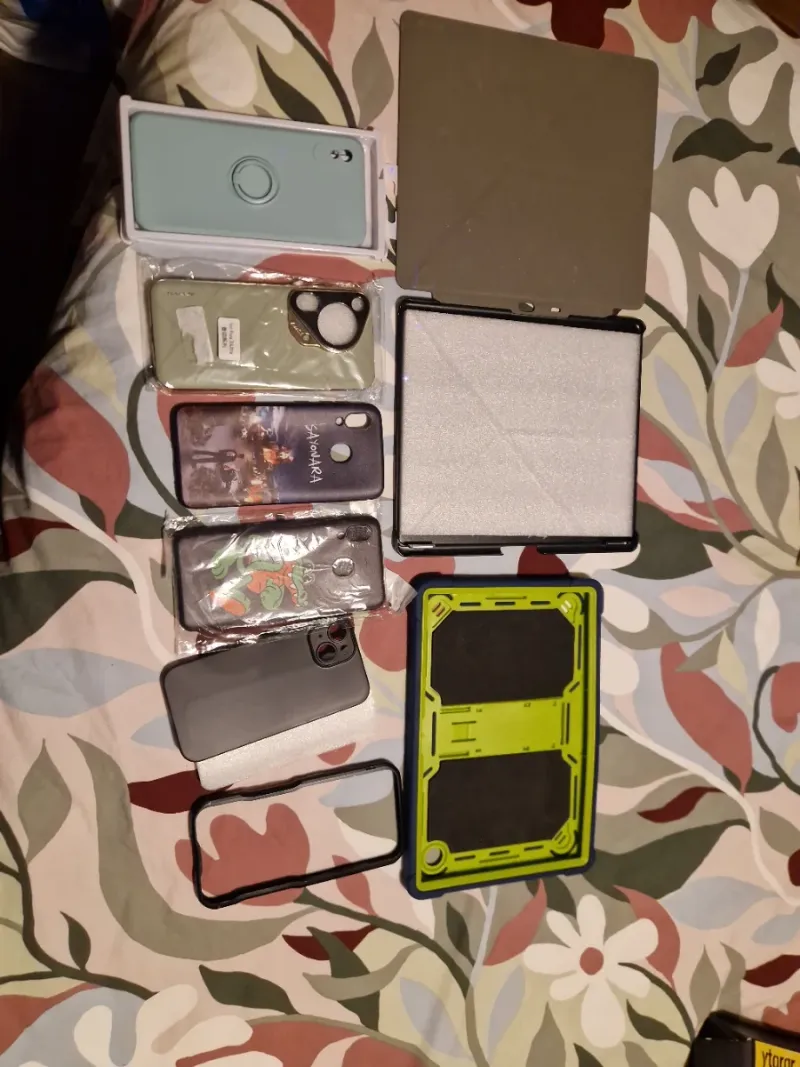 Lote accesorios móvil y tablet