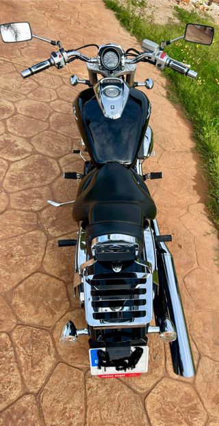 Suzuki Intruder M800 Negra