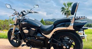 Suzuki Intruder M800 Negra