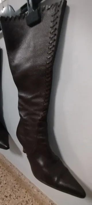 Botas de piel marrones