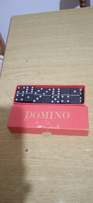 Scatola Domino Rossa