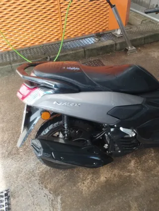 Yamaha NMAX 125 Gris Automática