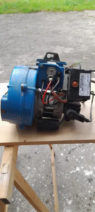 Bruciatore per caldaia a gasolio Fagor FGL-27M