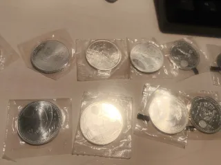 Monedas Plata: 12 Euros y 2000 Pesetas
