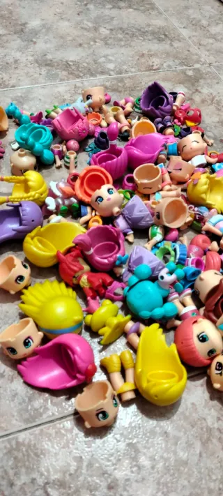 Cabeza PinyPon Neon Party con muñecos y accesorios