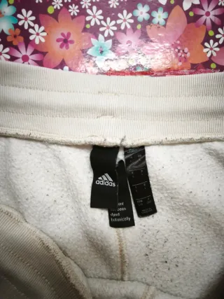 Pantalón chándal Adidas beige
