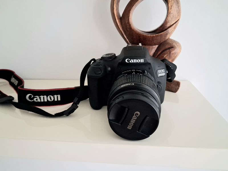 Cámara Canon EOS 2000D lista para usar afbeelding 3