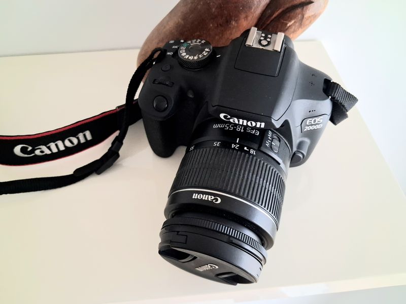 Cámara Canon EOS 2000D lista para usar afbeelding 2