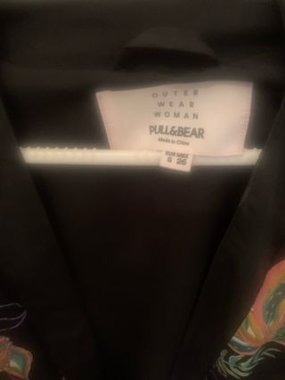 Camisola floral Pull and Bear Talla M