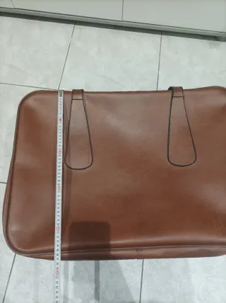 Maleta de viaje de cuero marrón