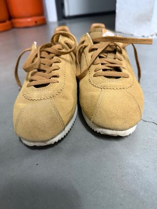 Zapatillas Nike Cortez Piel Nobuck Beige
