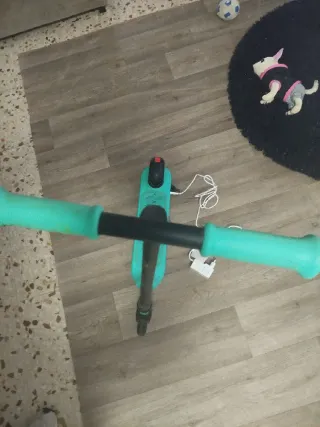 Patinete eléctrico infantil