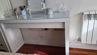 Tocador Malm Ikea Blanco con Cristal