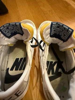 Zapatillas Nike casual blancas y negras