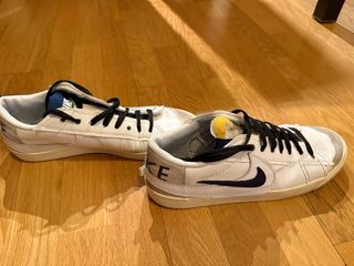 Zapatillas Nike casual blancas y negras