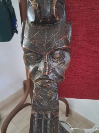 2 antichi divani in legno massello