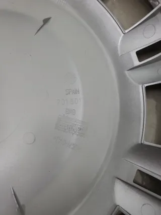 Tapacubos VW Transporter Caravelle R15