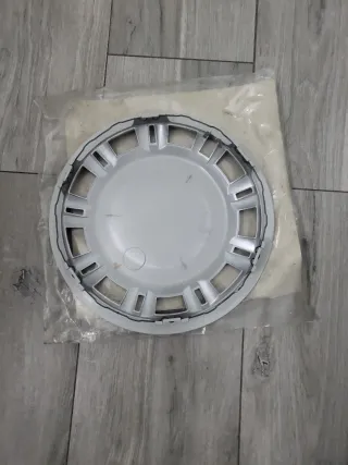 Tapacubos VW Transporter Caravelle R15