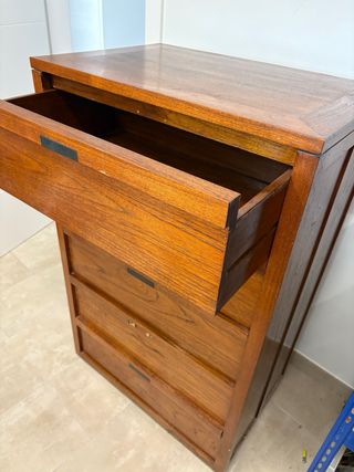 Conjunto mesa y sillas de madera, muebles