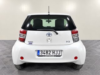Toyota iQ 15.000km‼️2012
