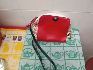 Bolso Rojo y Blanco